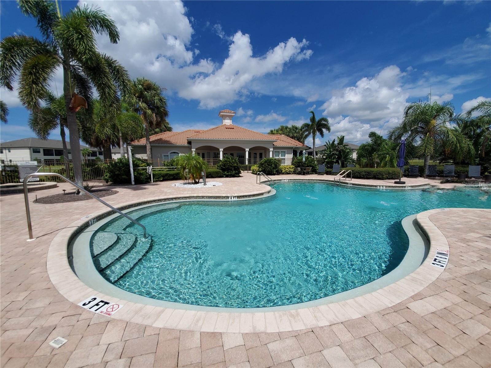 BELLA VIA/PORT CHARLOTTE PH 1 - Residential