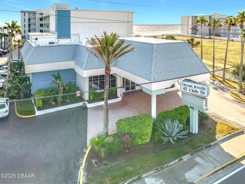 Photo of 935 S Atlantic Avenue #355, Daytona Beach, FL 32118 (MLS # O6308521)