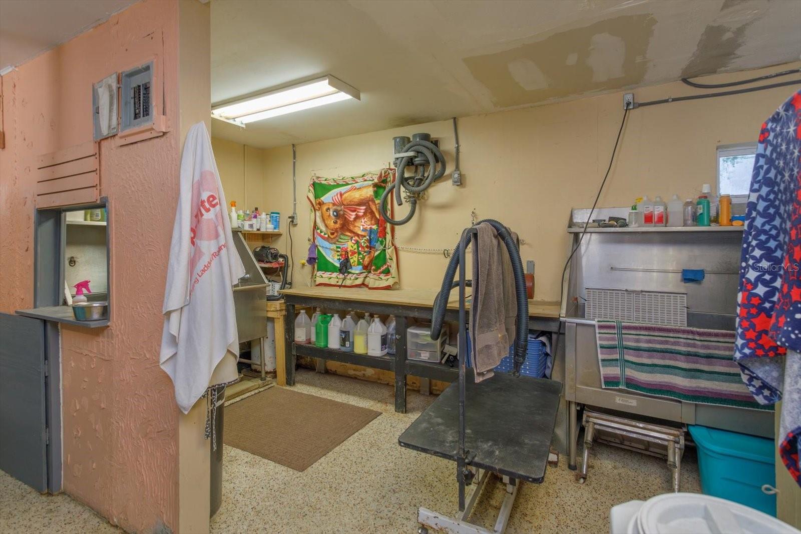 ORANGE CITY HILLS UNIT 01 - Commercial Sale