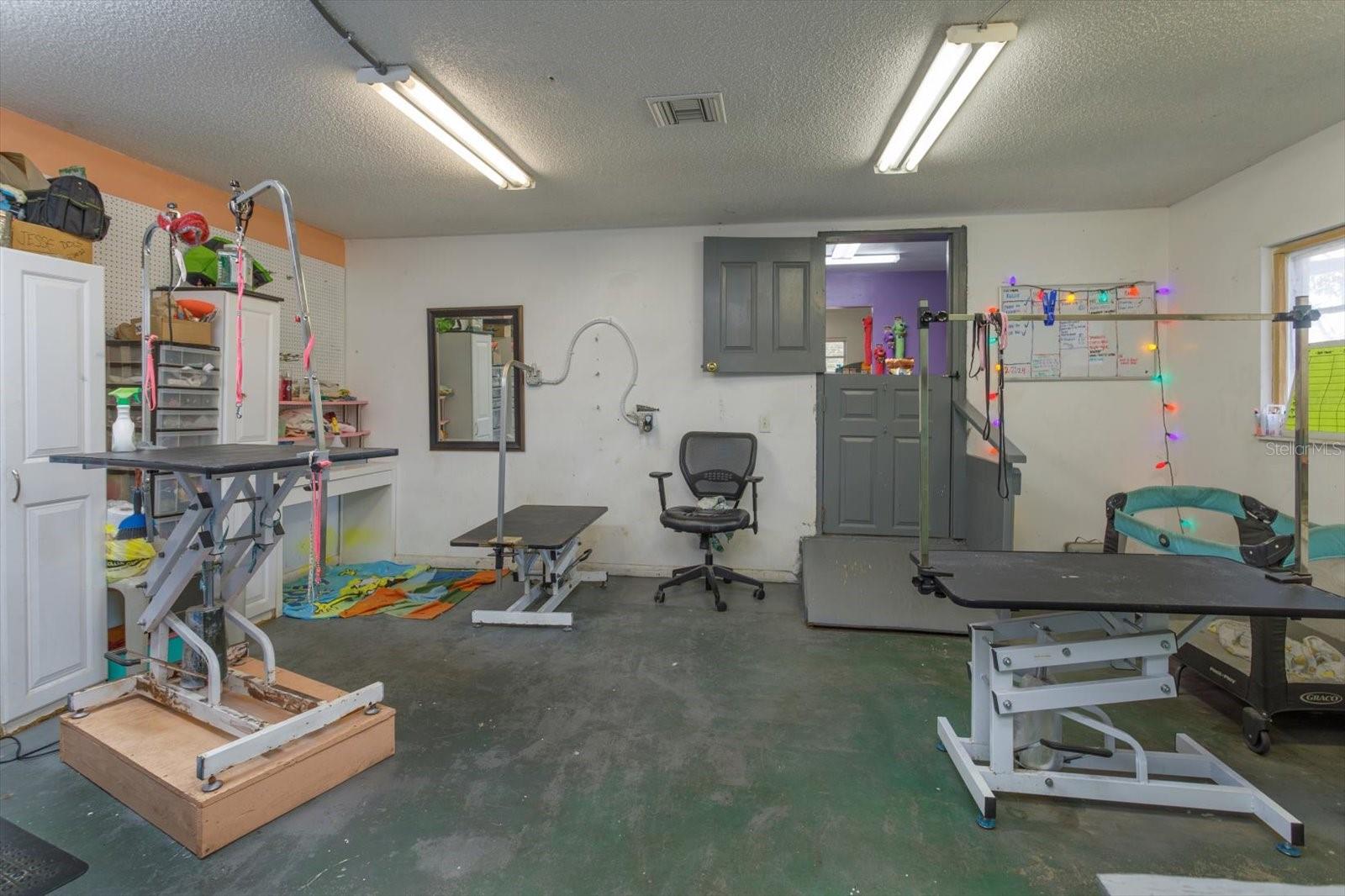 ORANGE CITY HILLS UNIT 01 - Commercial Sale