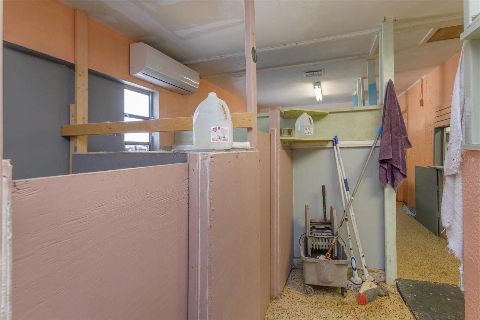 ORANGE CITY HILLS UNIT 01 - Commercial Sale