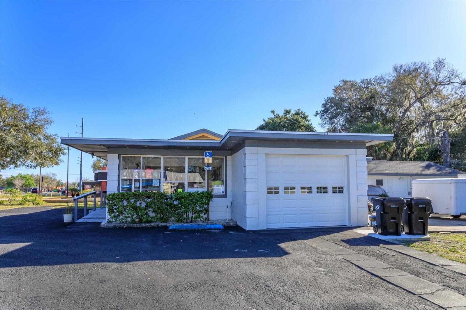 ORANGE CITY HILLS UNIT 01 - Commercial Sale