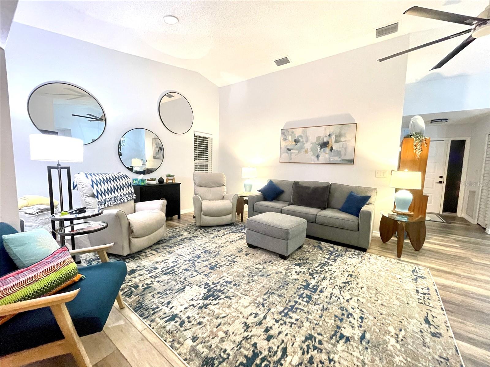 FOXWOOD - Residential