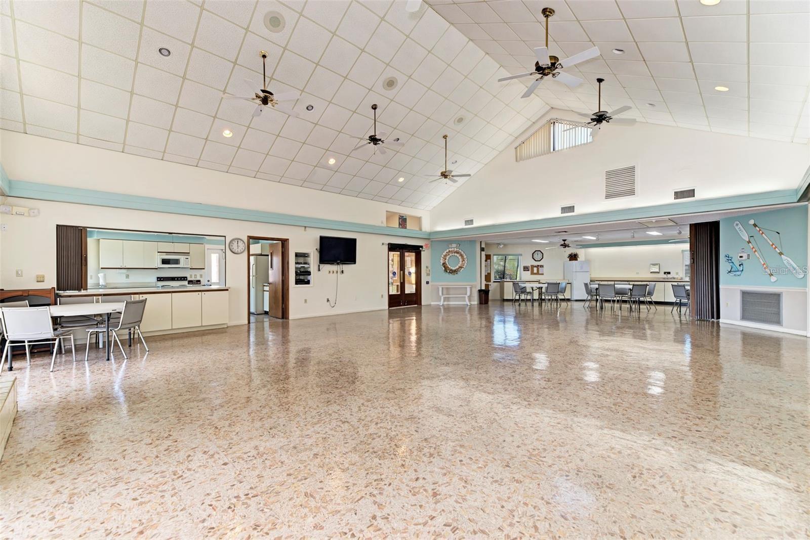 FOXWOOD - Residential