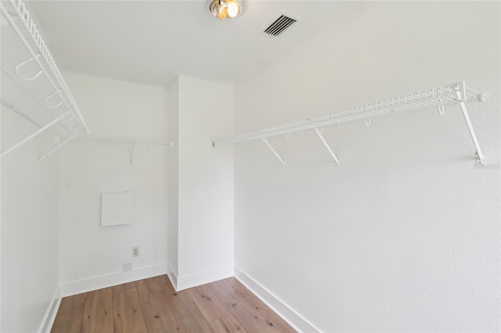 RIVER WALK - Residential Lease