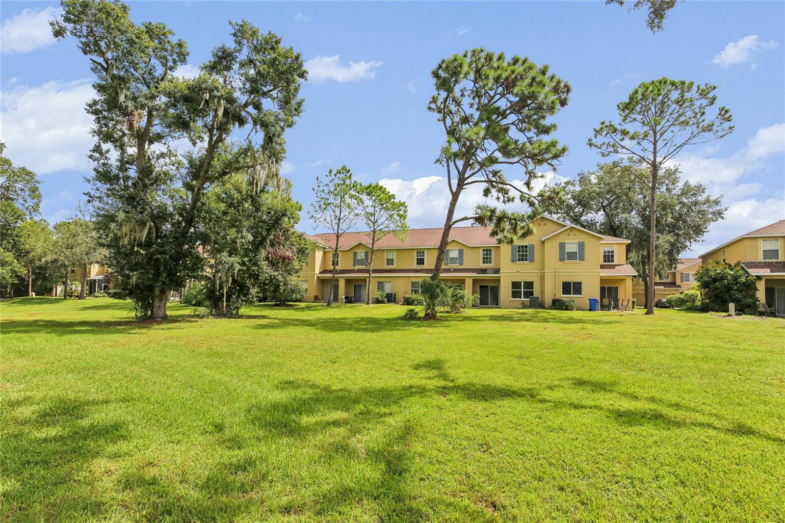 RIVER WALK - Residential Lease