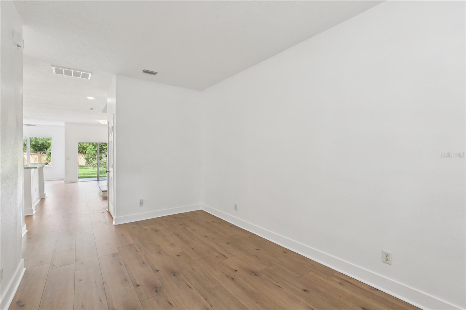 RIVER WALK - Residential Lease