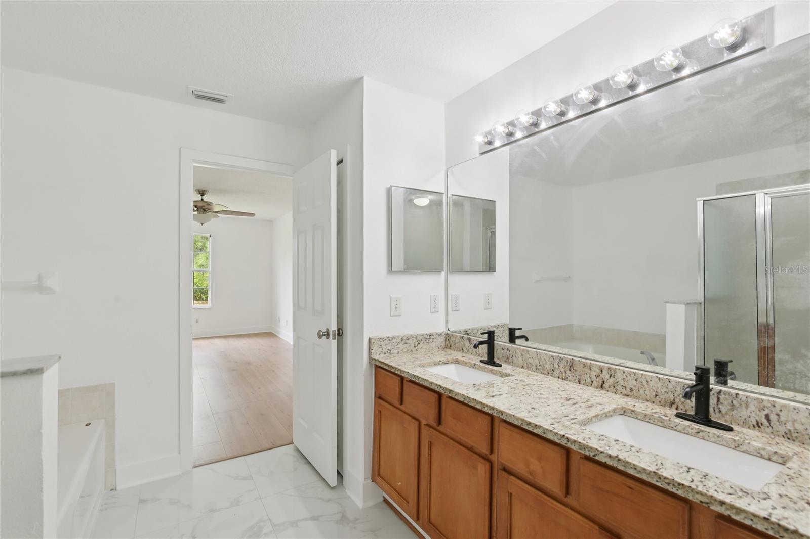 RIVER WALK - Residential Lease