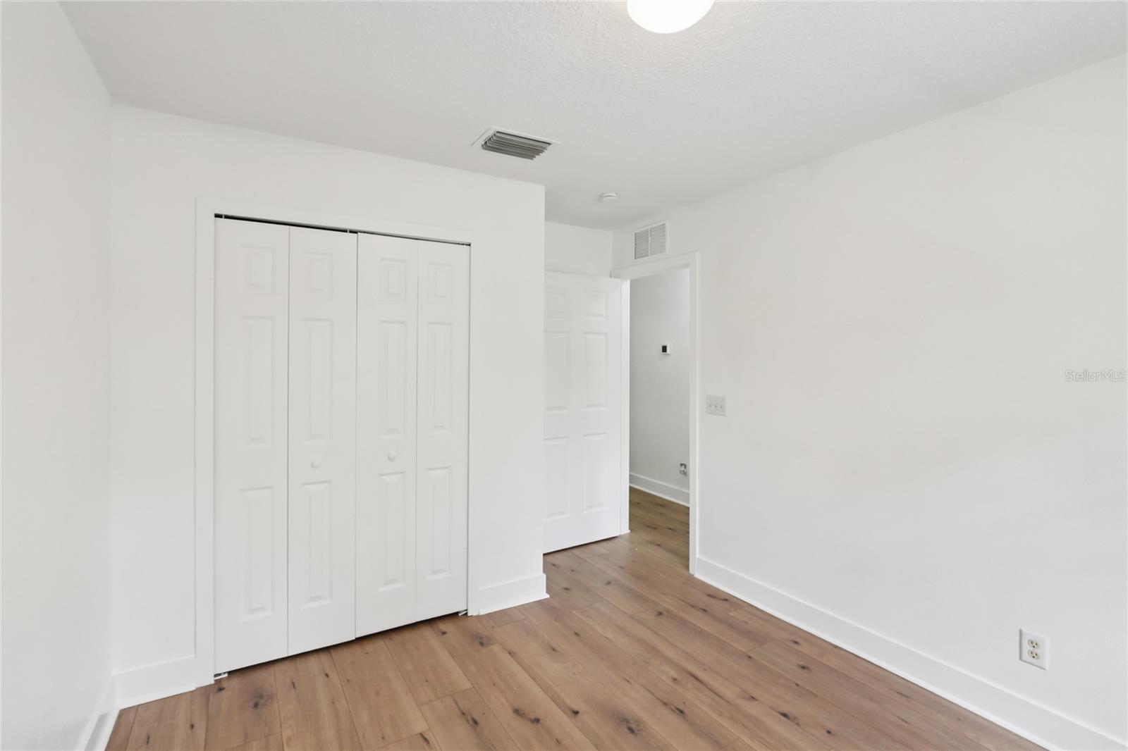 RIVER WALK - Residential Lease