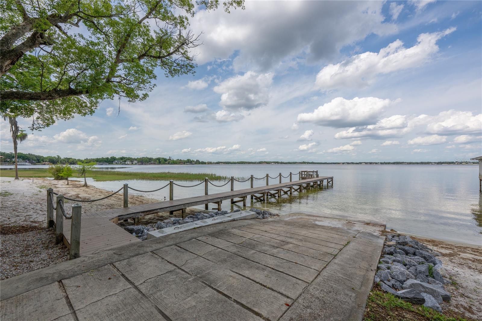 KELSO ON LAKE BUTLER - Residential