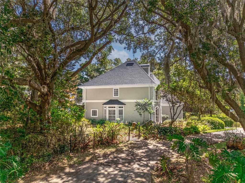 Photo of 1125 Kelso Boulevard, Windermere, FL 34786 (MLS # O6406003)