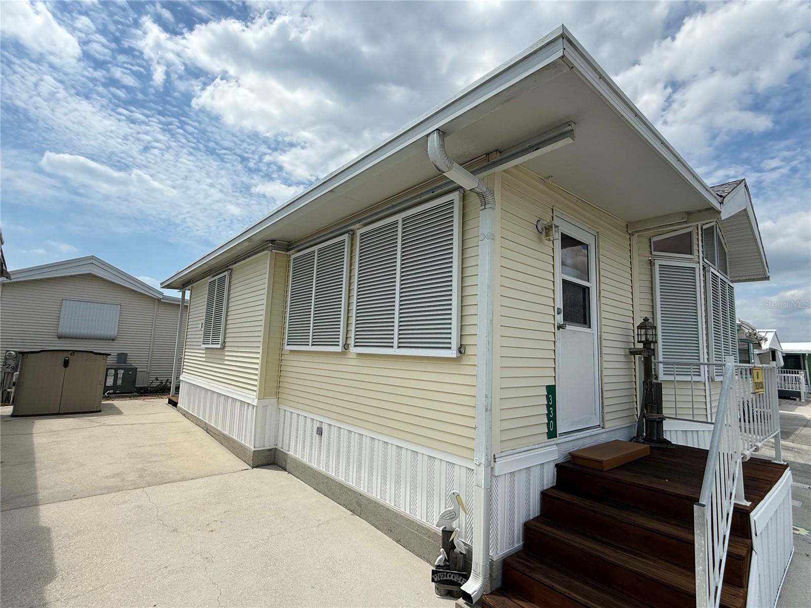 HOLIDAY TRAVEL PARK ENGLEWOOD - Residential