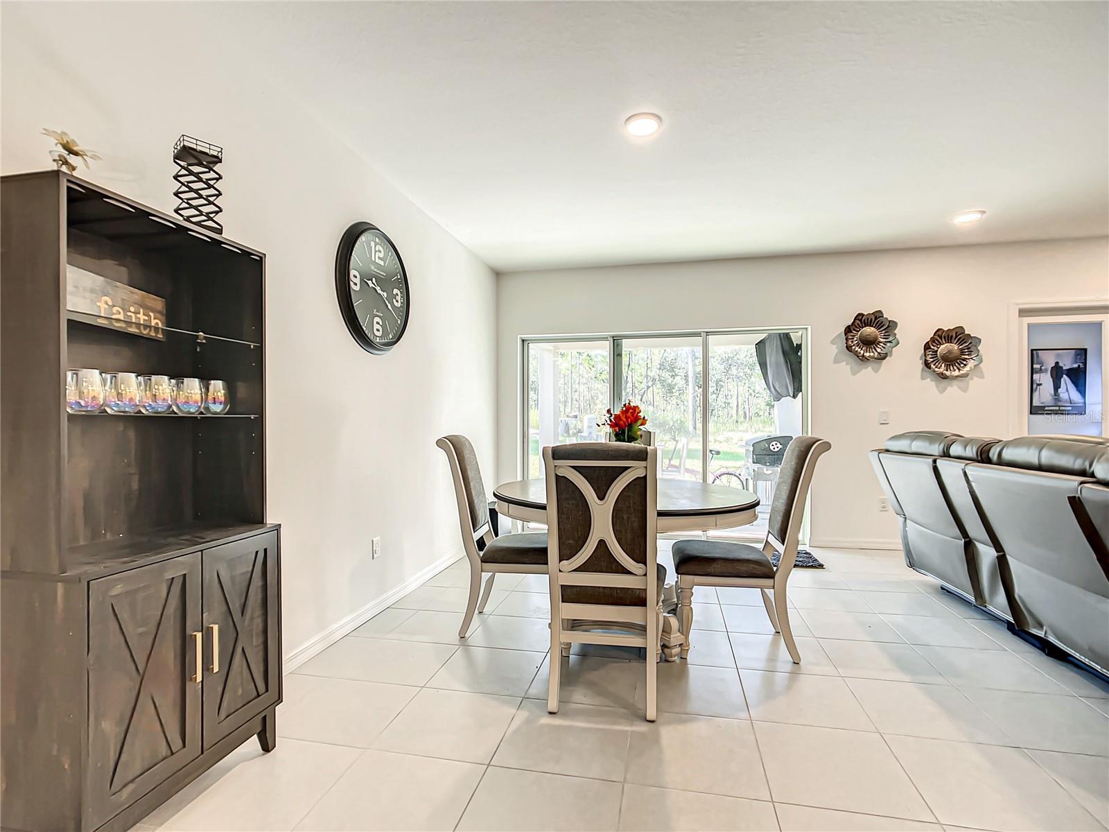 ROYAL HIGHLANDS - Residential