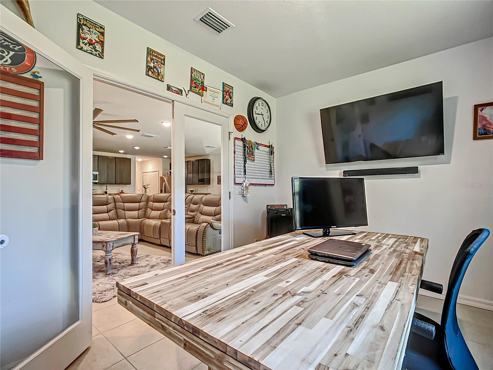 ROYAL HIGHLANDS - Residential