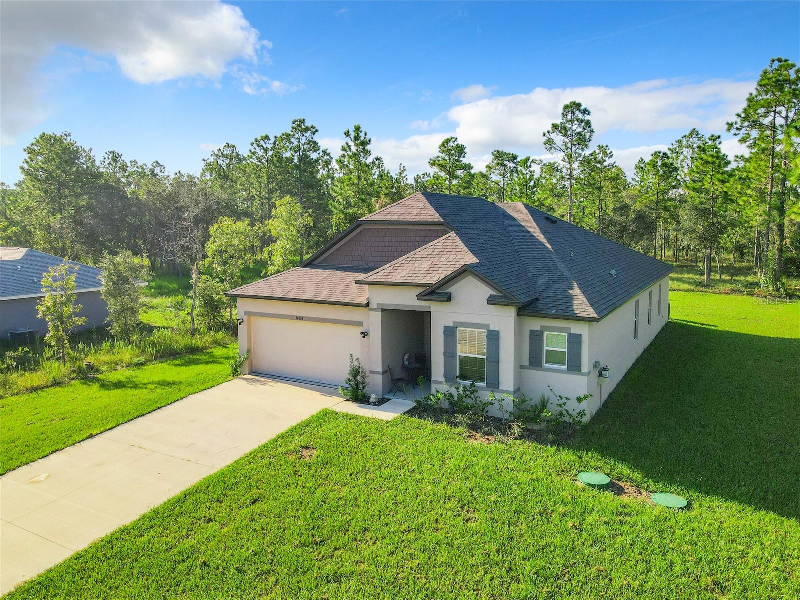 ROYAL HIGHLANDS - Residential