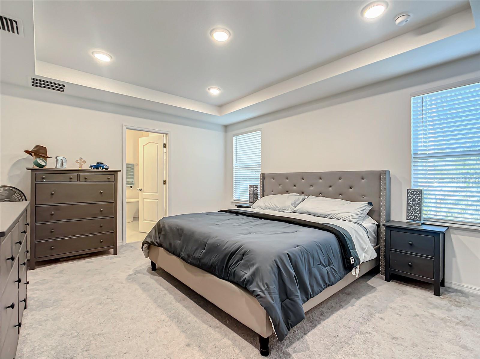 ROYAL HIGHLANDS - Residential