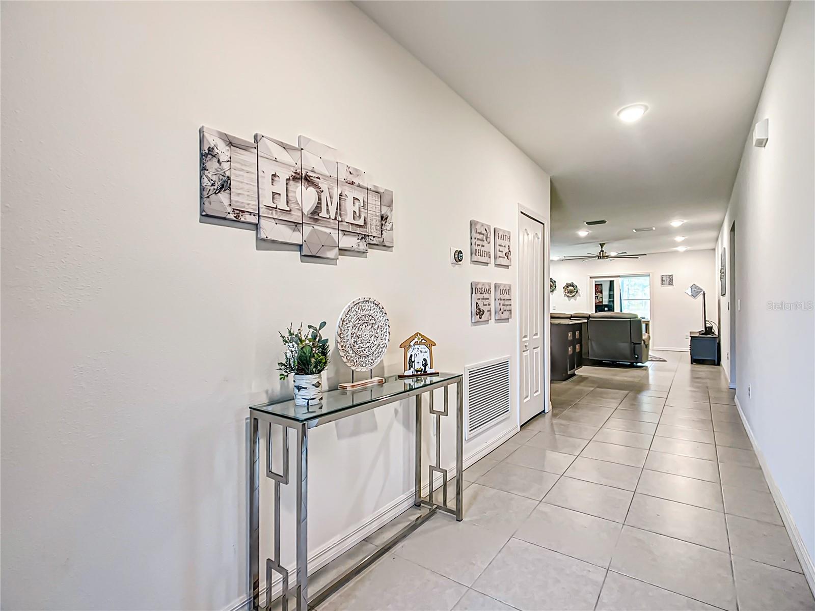 ROYAL HIGHLANDS - Residential