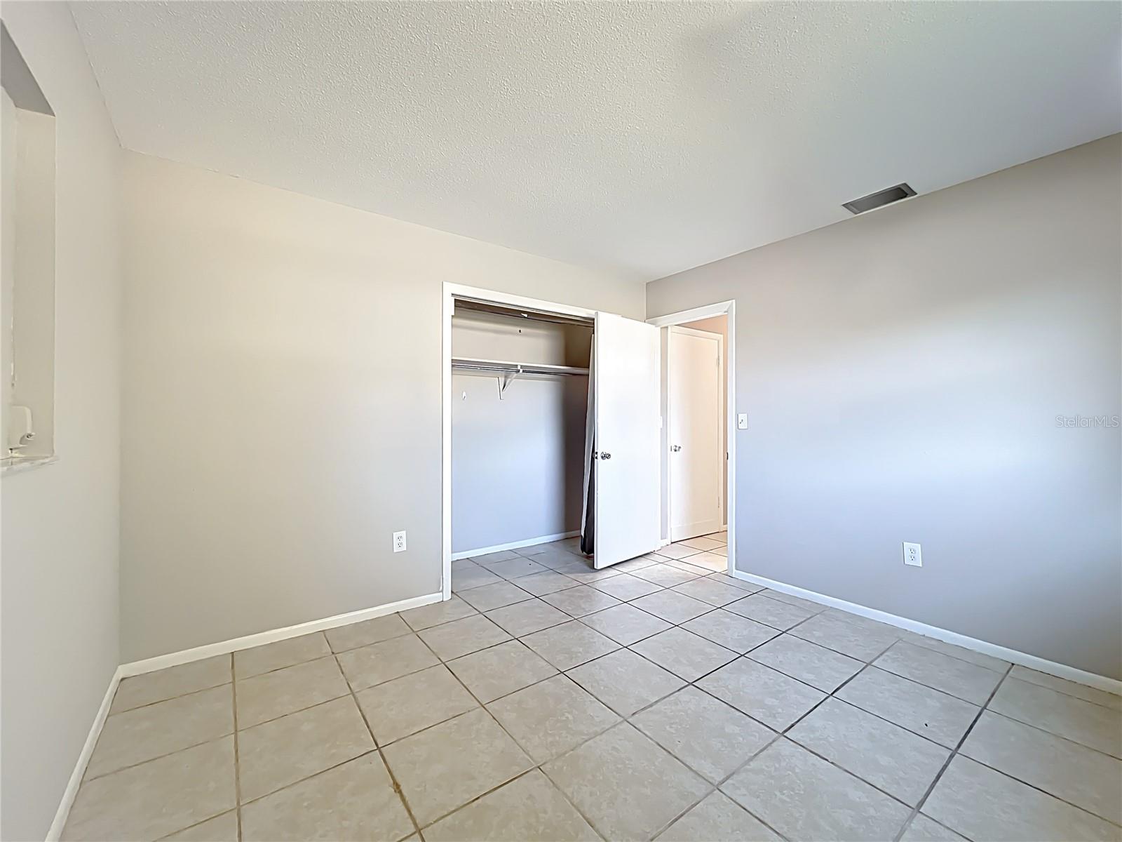 GOLDEN ACRES 2ND ADD - Residential