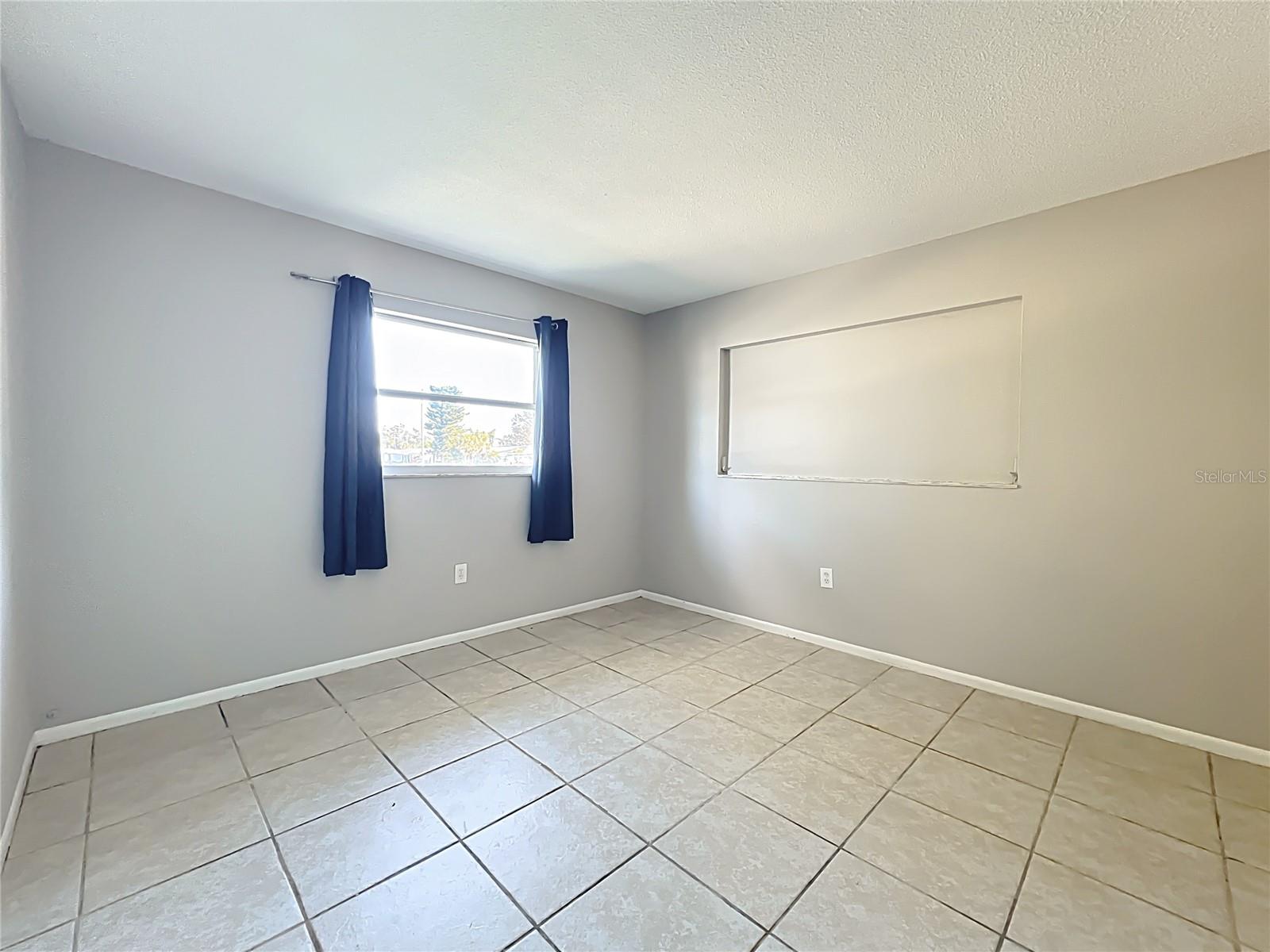 GOLDEN ACRES 2ND ADD - Residential