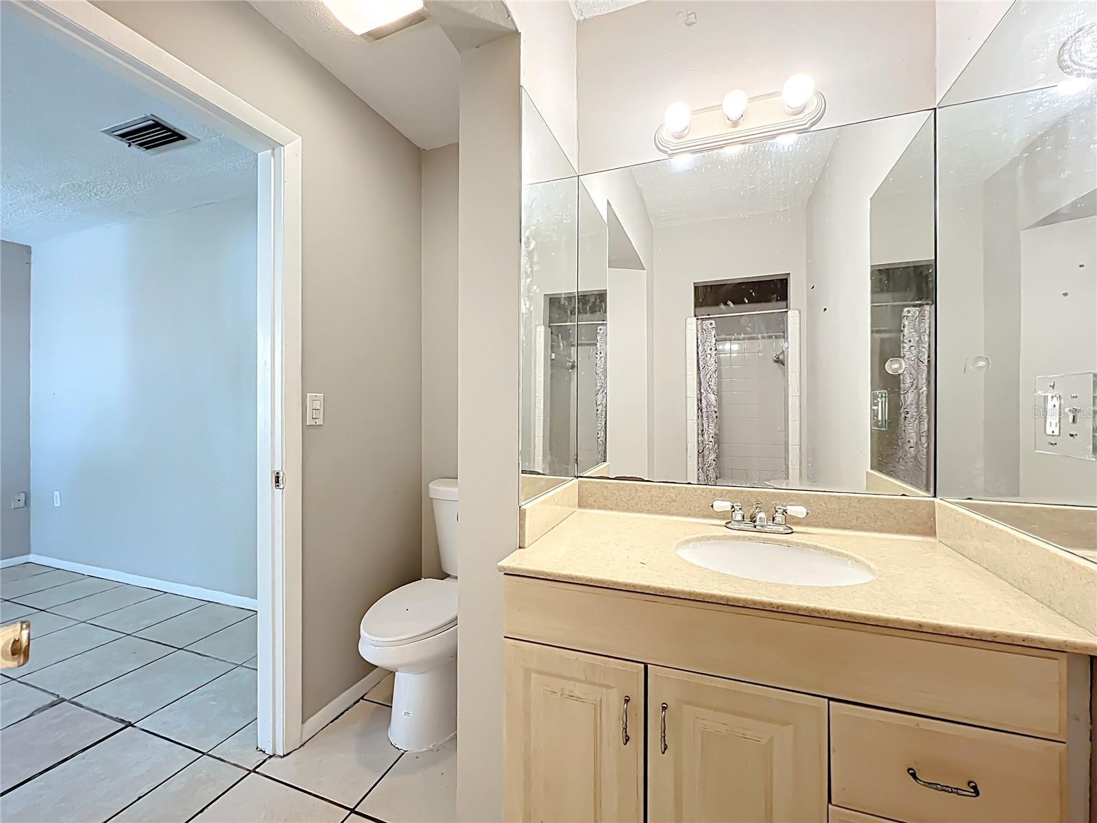 GOLDEN ACRES 2ND ADD - Residential