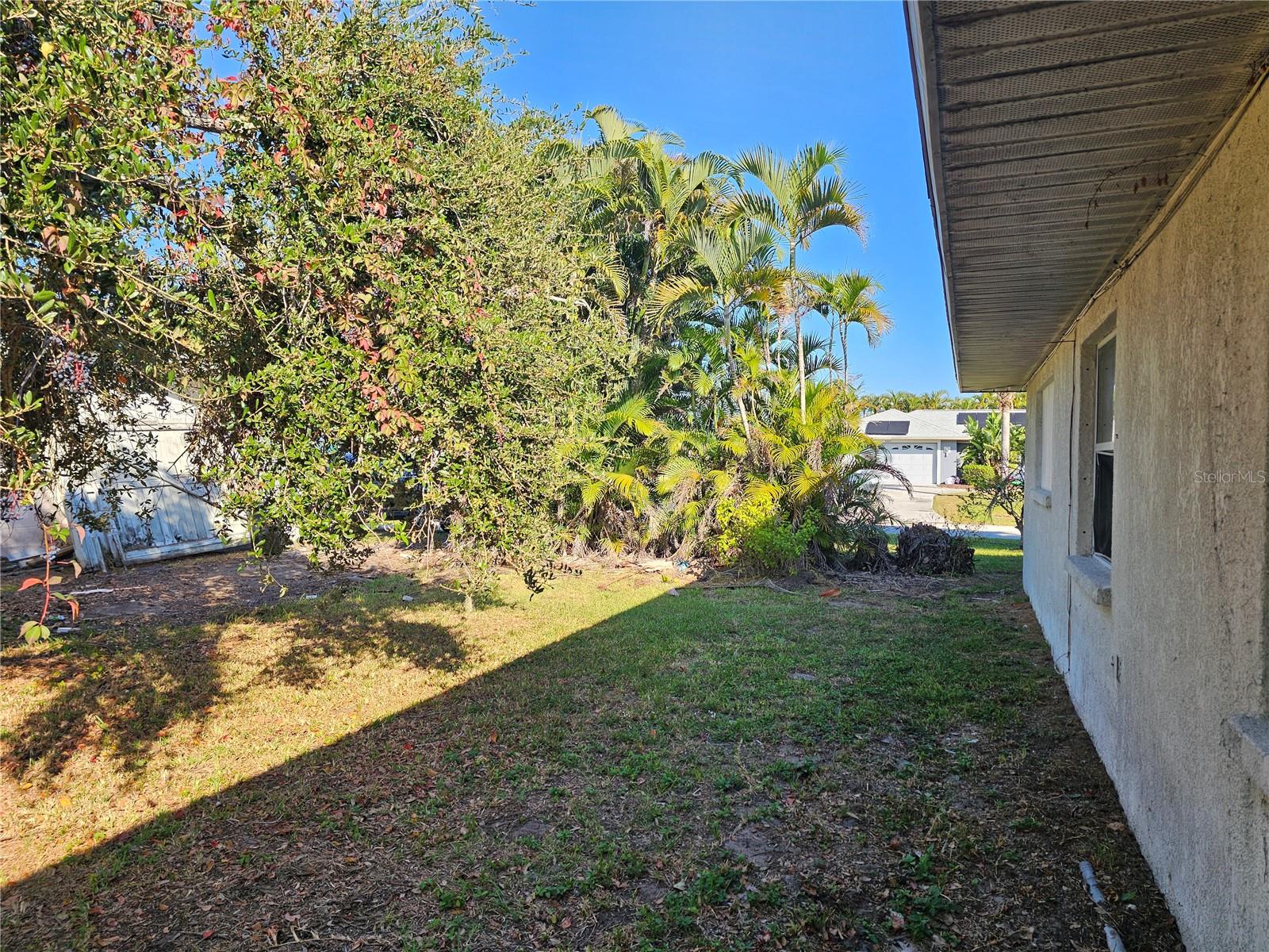 GOLDEN ACRES 2ND ADD - Residential