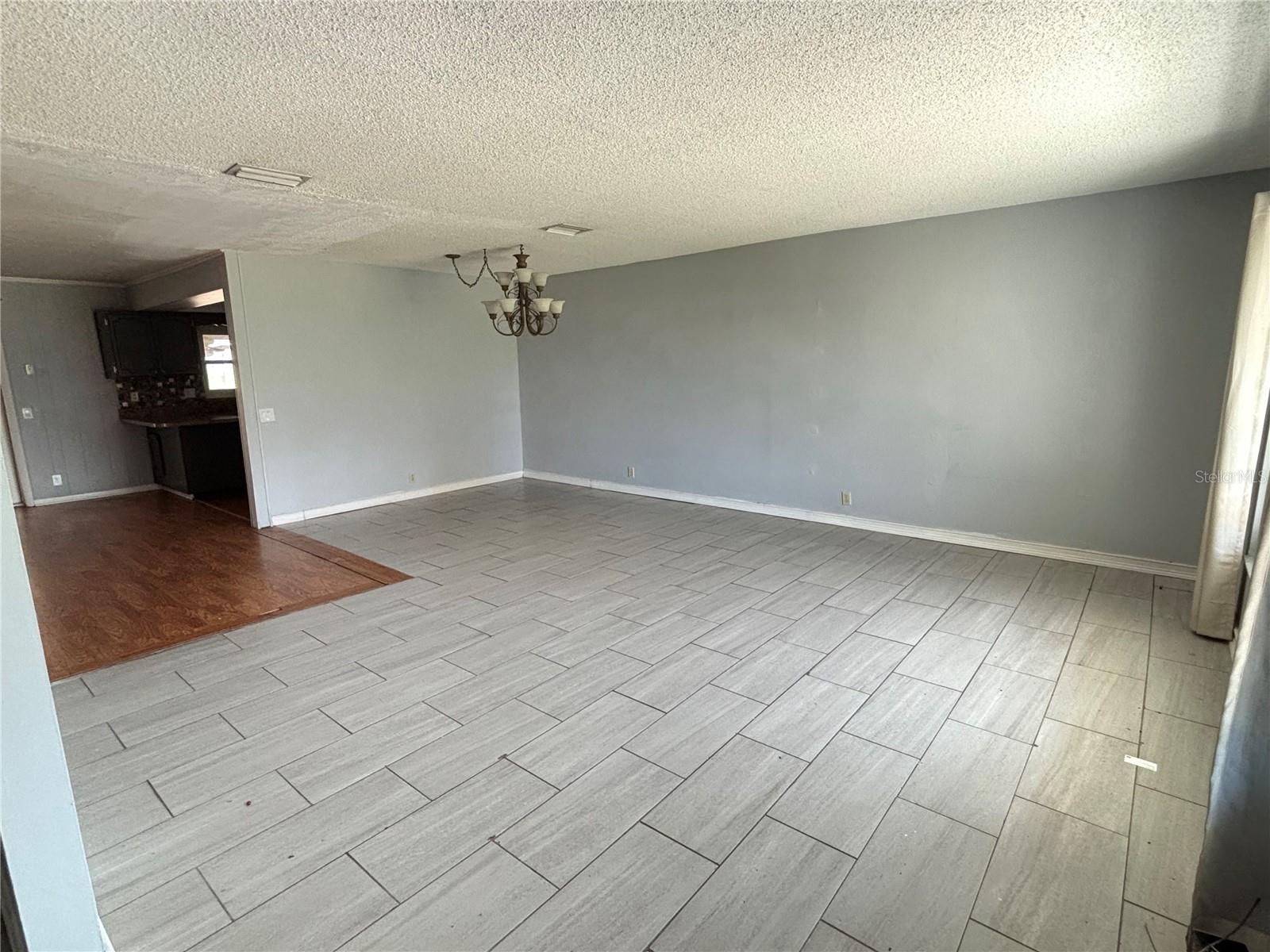 212 OVERLOOK DRIVE