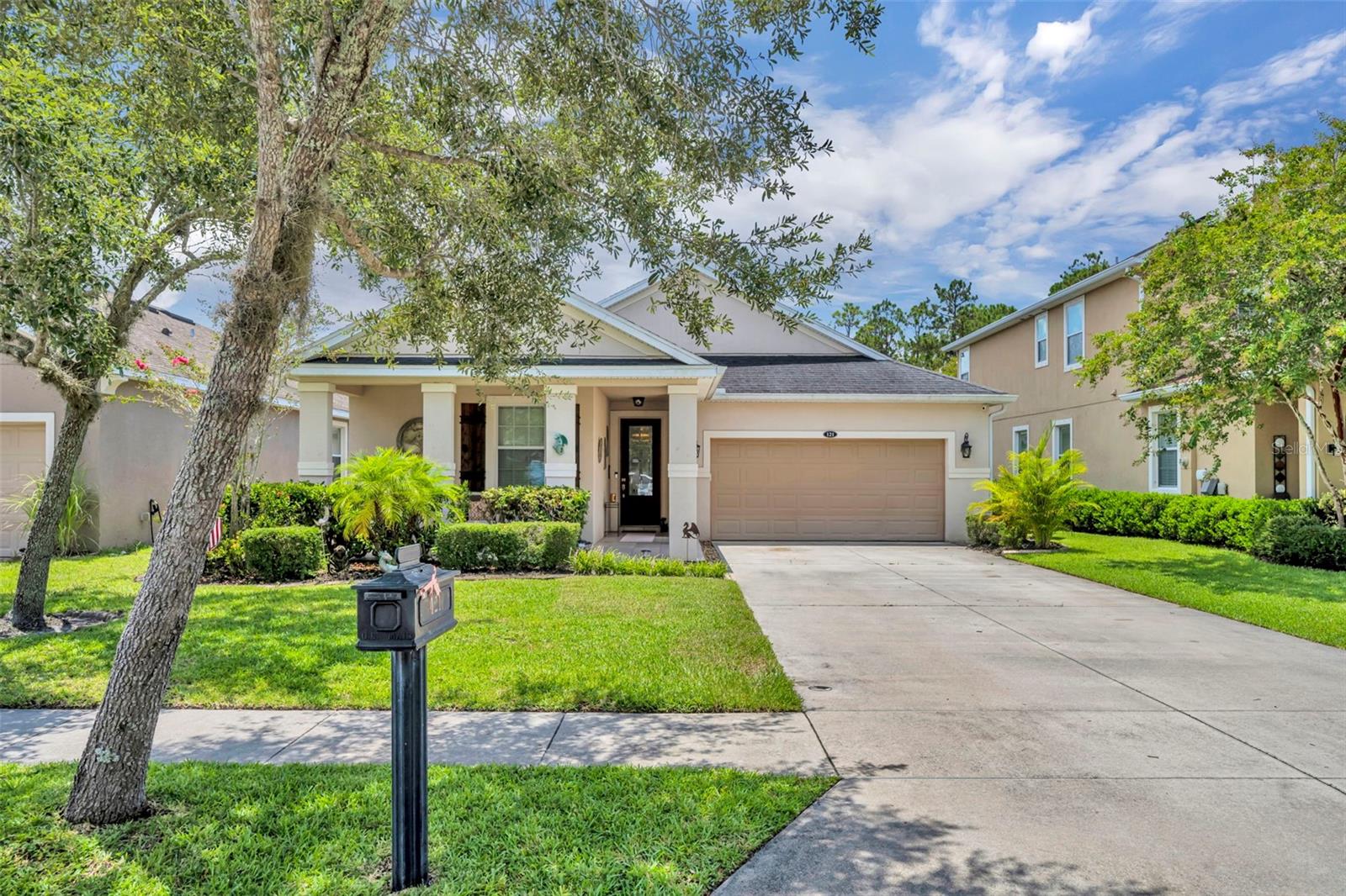 121 GRANDE BERWICK COURT