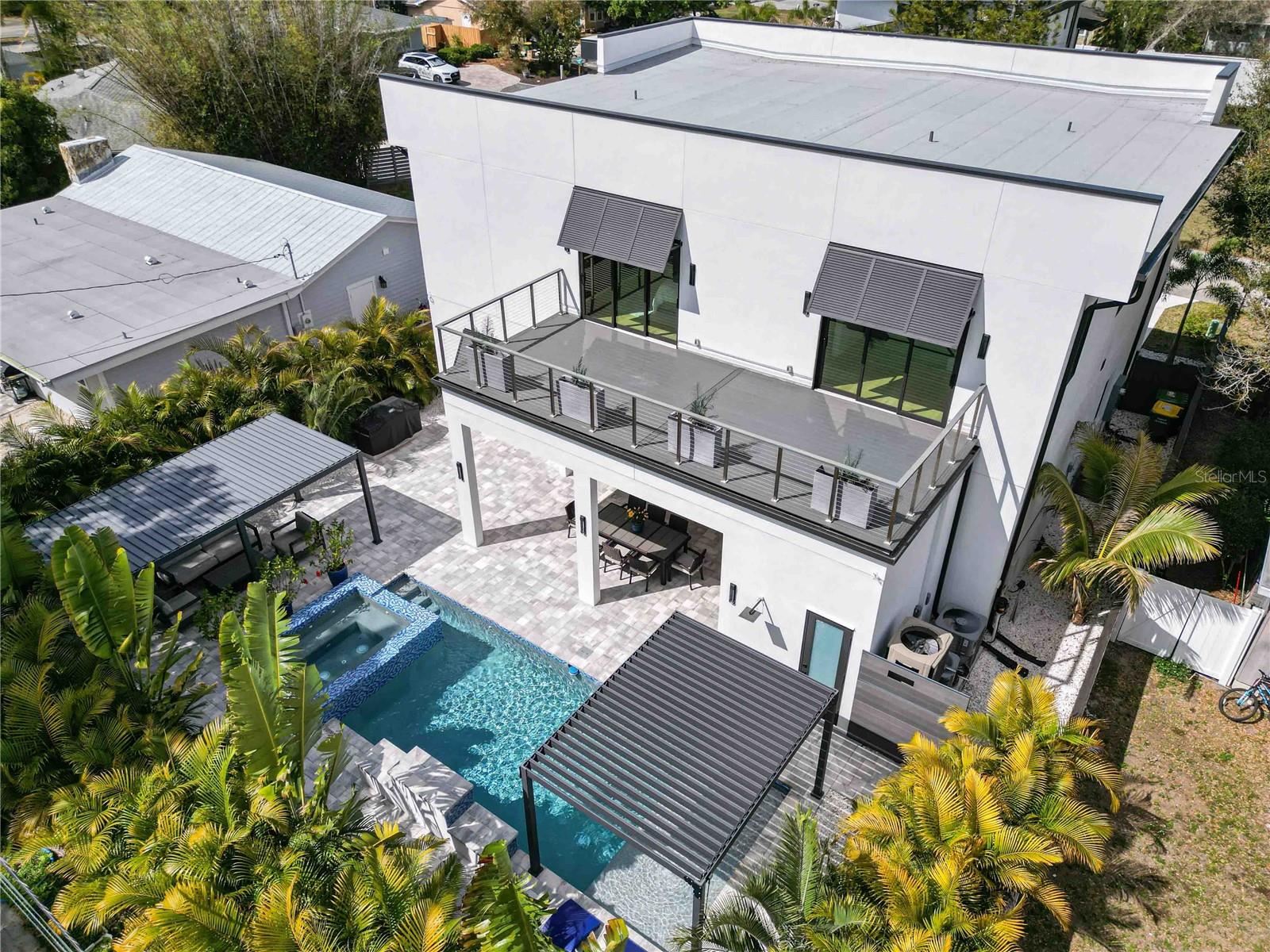 LOMA LINDA PARK - Residential