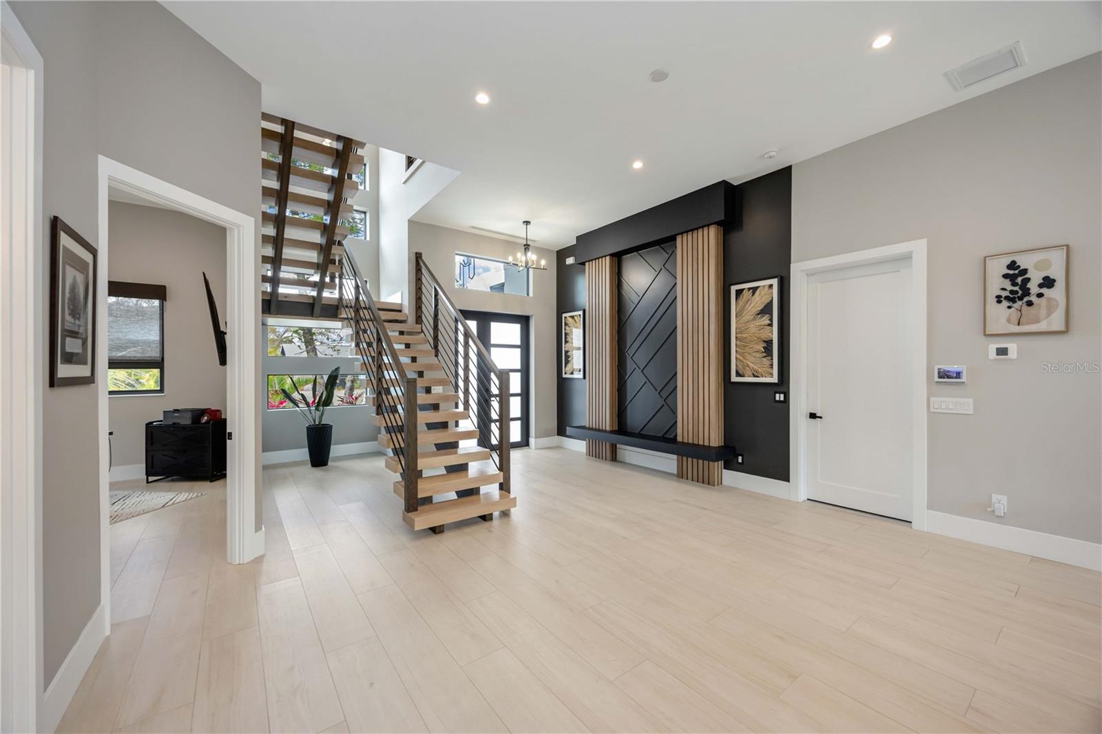 LOMA LINDA PARK - Residential