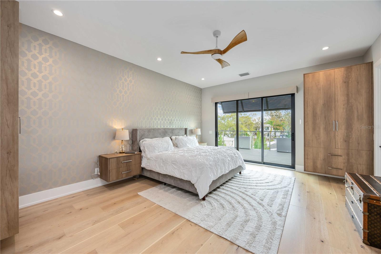 LOMA LINDA PARK - Residential