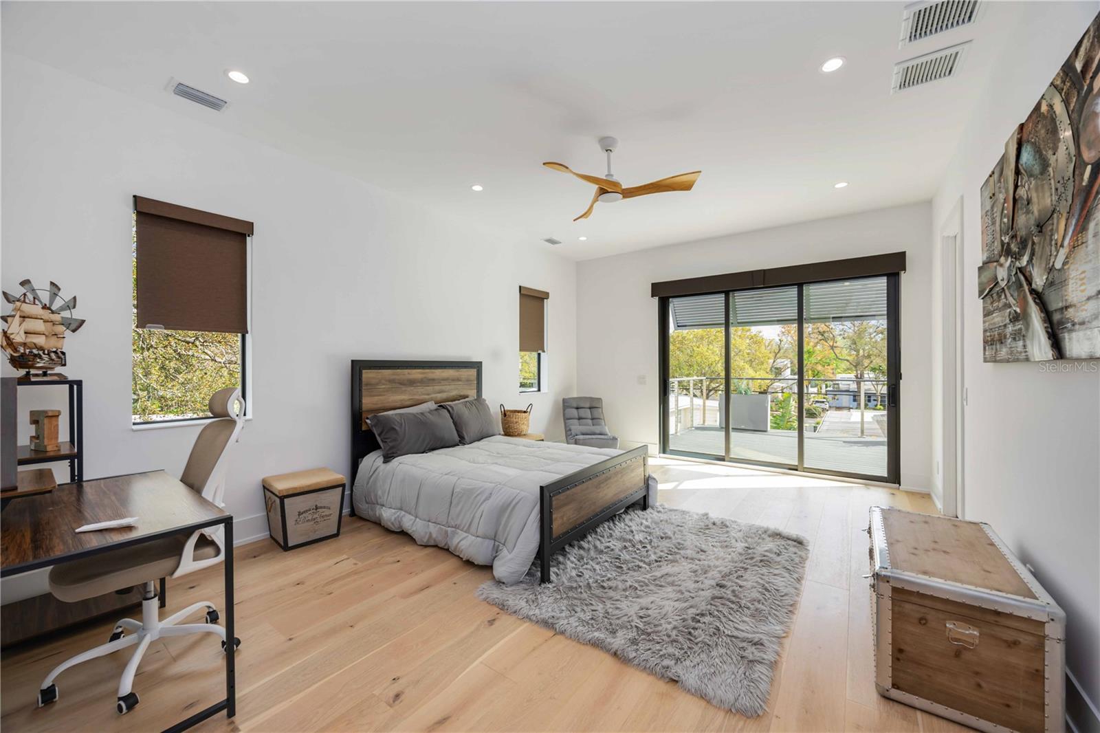 LOMA LINDA PARK - Residential