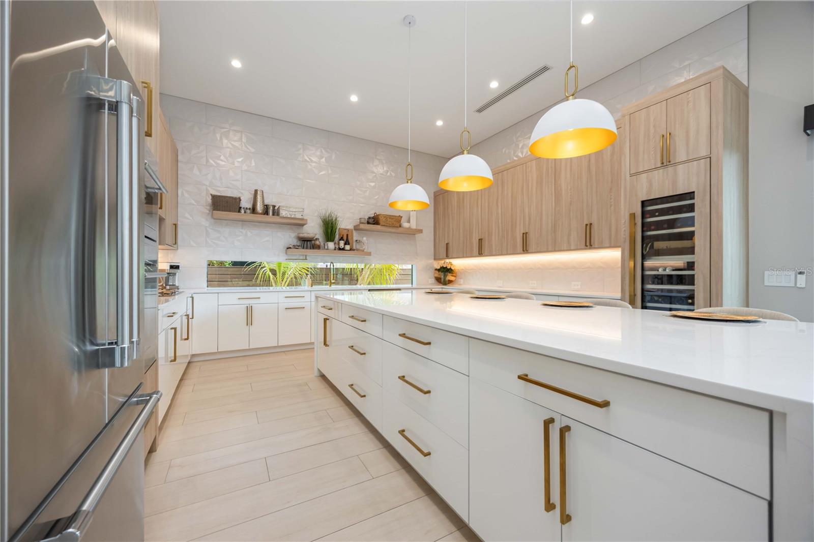 LOMA LINDA PARK - Residential