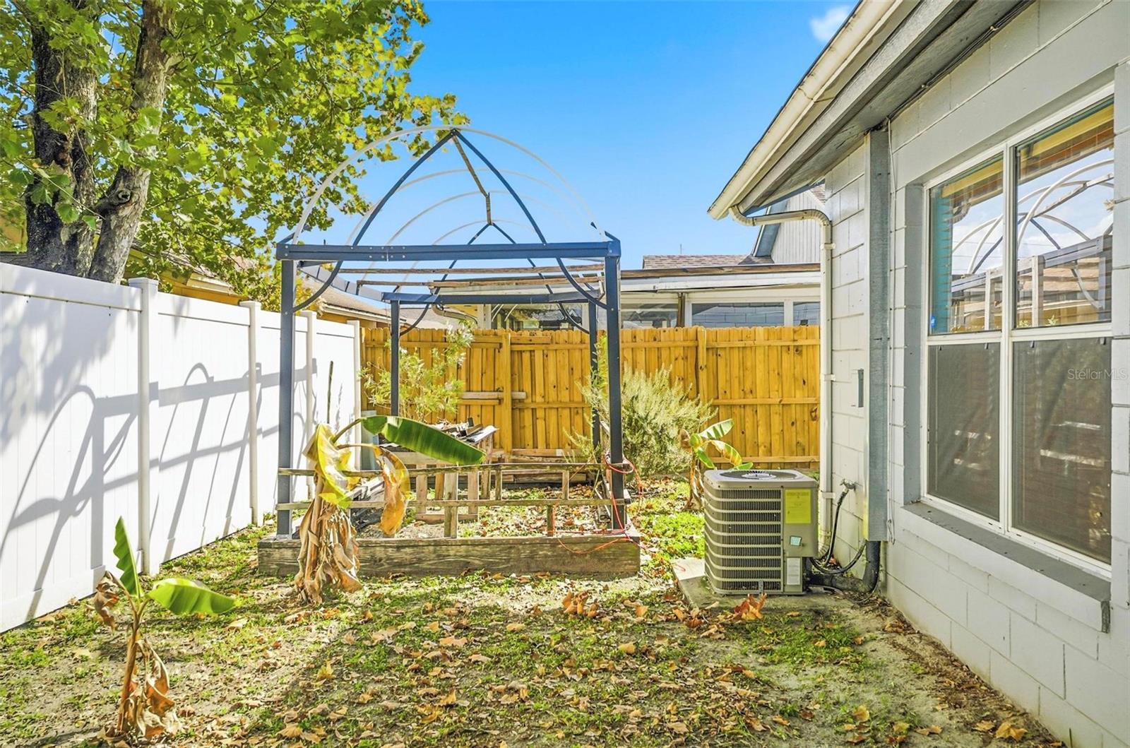 INDIAN WELLS UNIT 3 - Residential