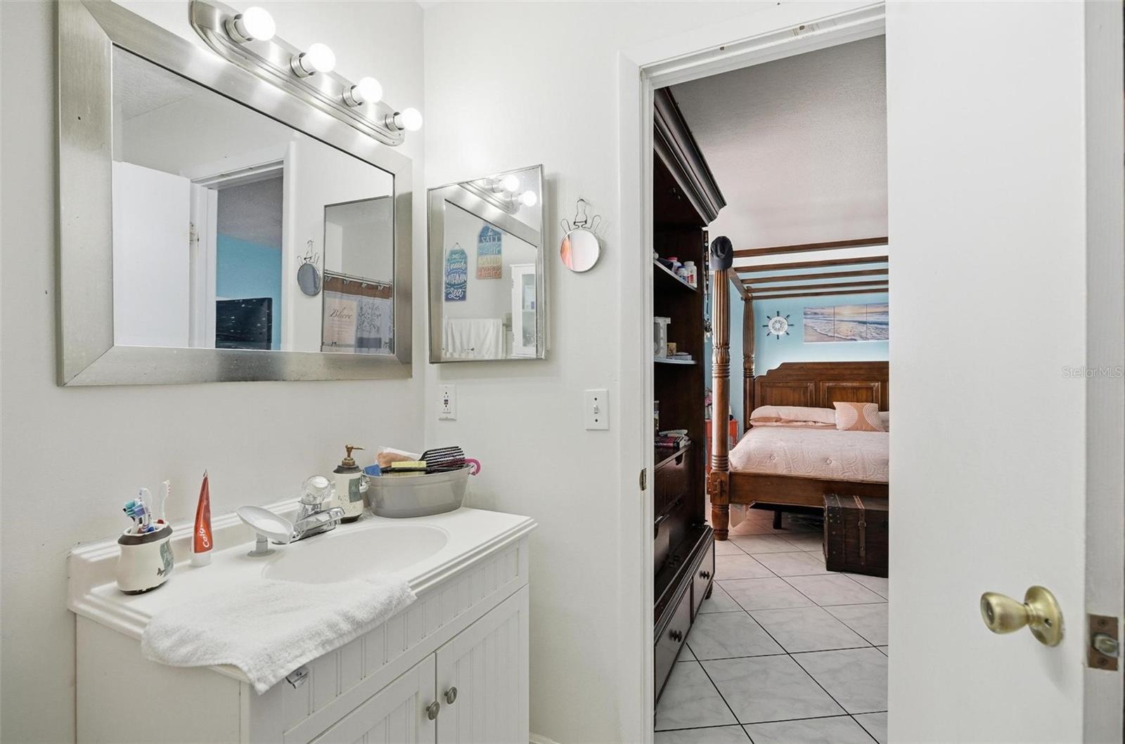 INDIAN WELLS UNIT 3 - Residential