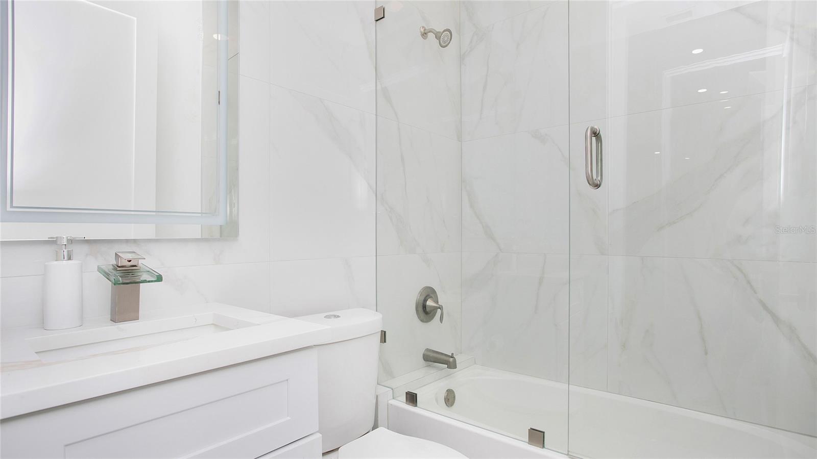 GOLDEN GATE ESTATE UNIT 64 - Residential