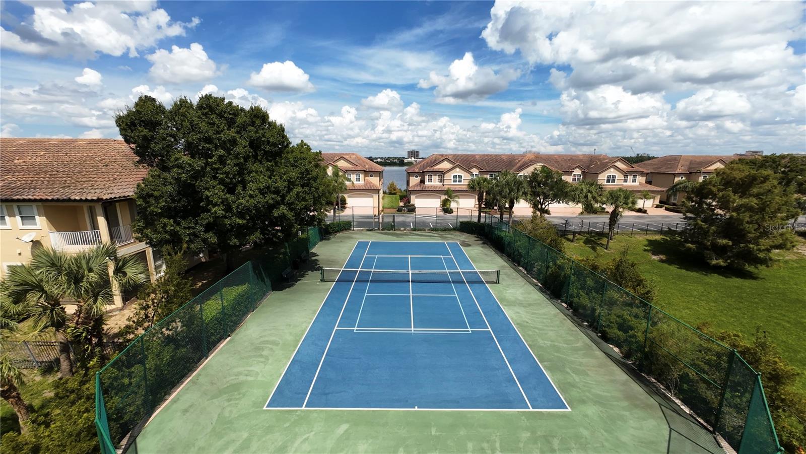 VIZCAYA HEIGHTS CONDO OR 6575 1315 - Residential
