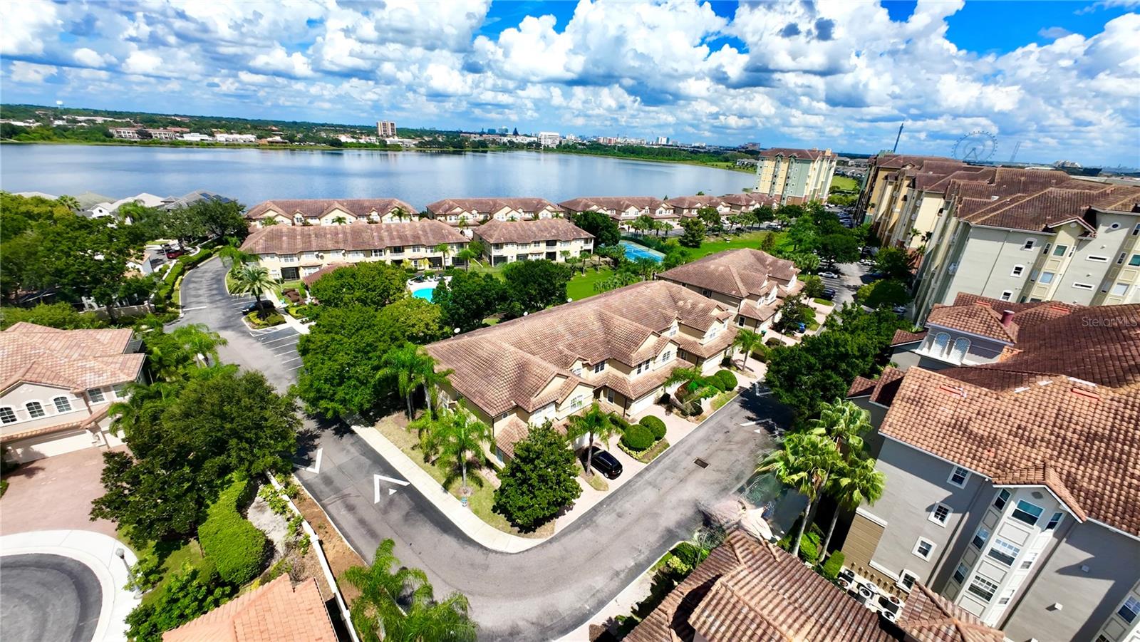 VIZCAYA HEIGHTS CONDO OR 6575 1315 - Residential