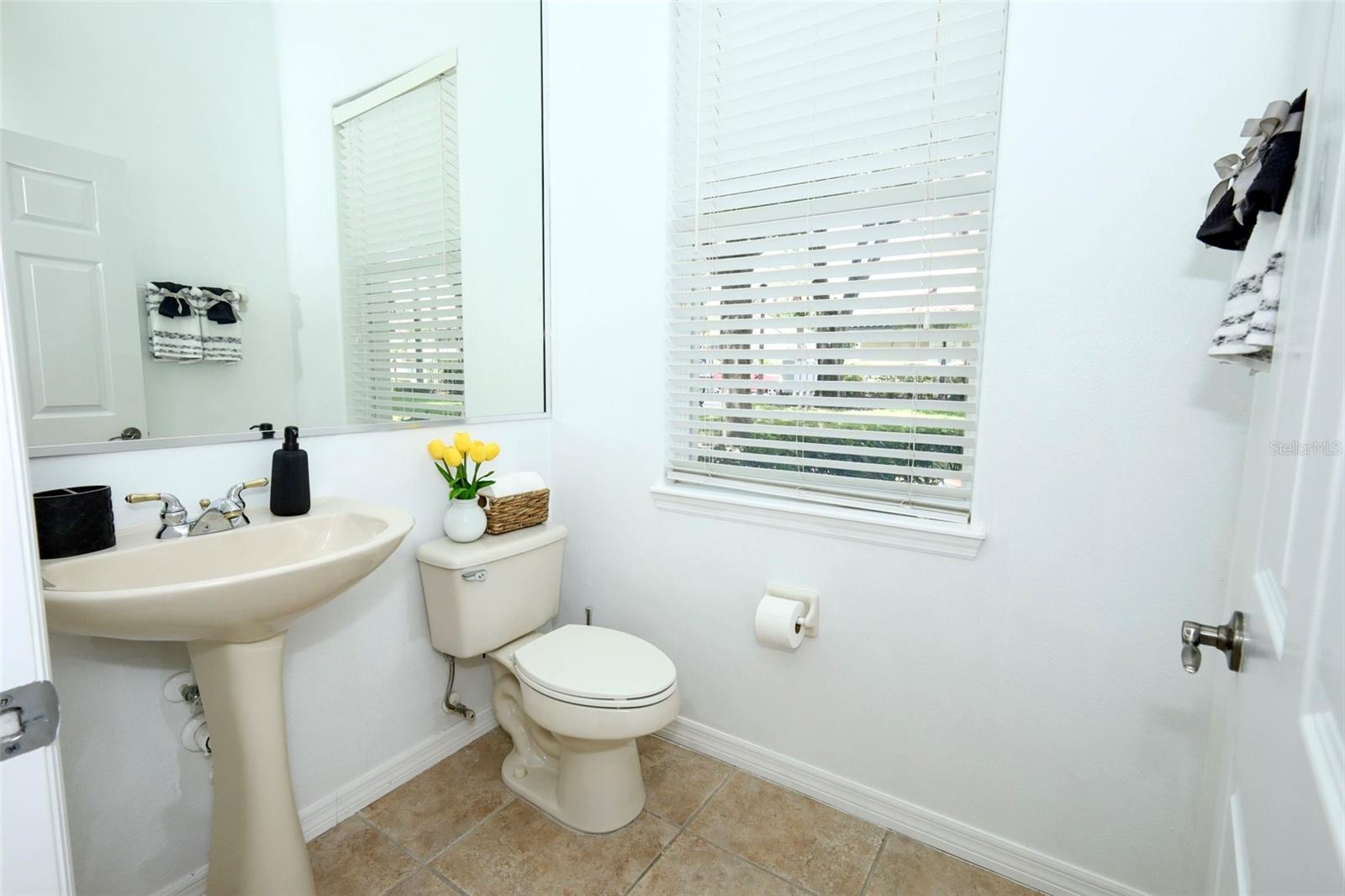 VIZCAYA HEIGHTS CONDO OR 6575 1315 - Residential