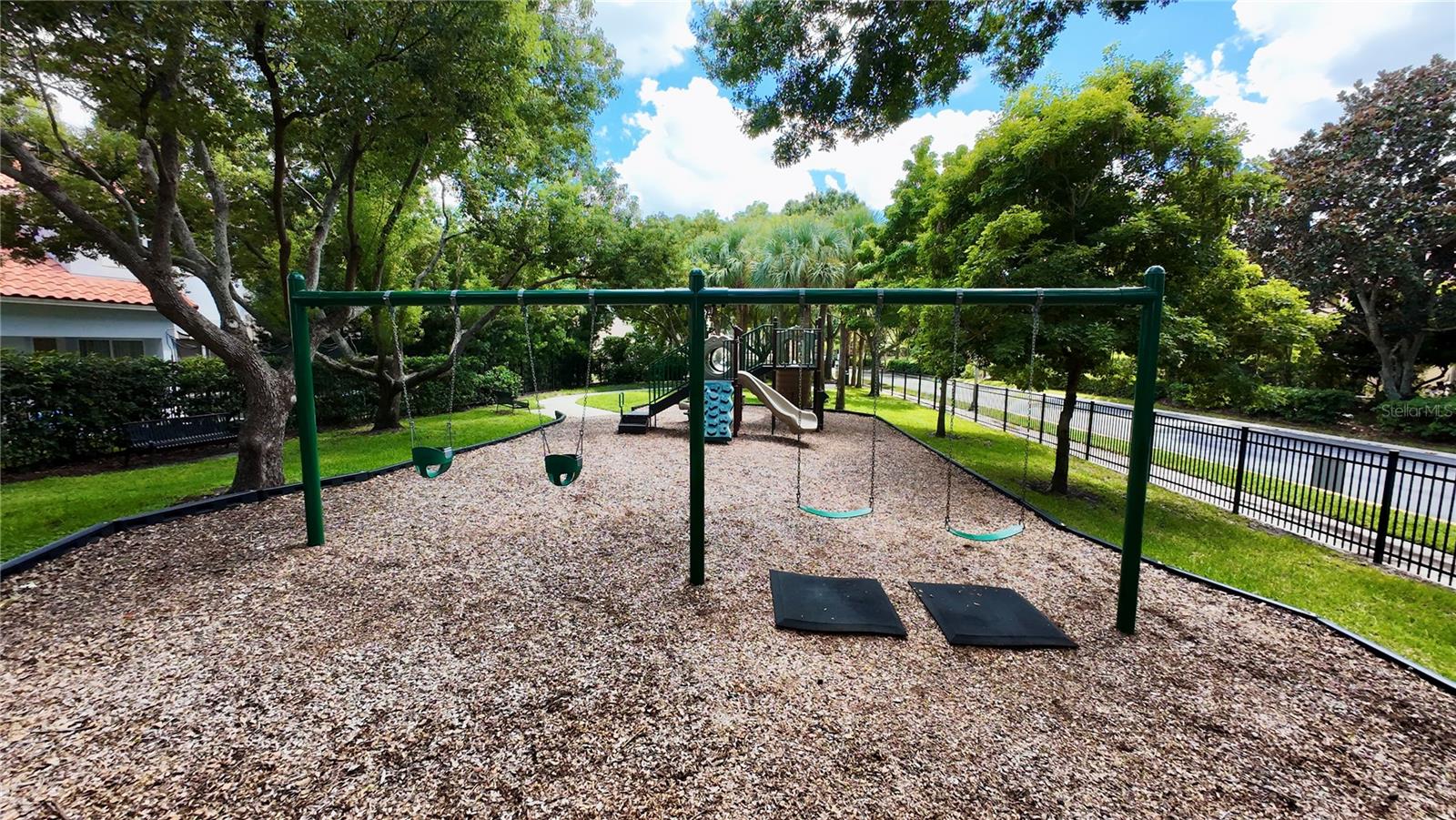 VIZCAYA HEIGHTS CONDO OR 6575 1315 - Residential