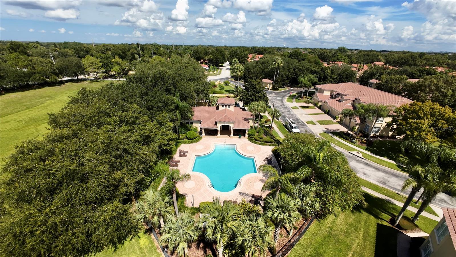VIZCAYA HEIGHTS CONDO OR 6575 1315 - Residential