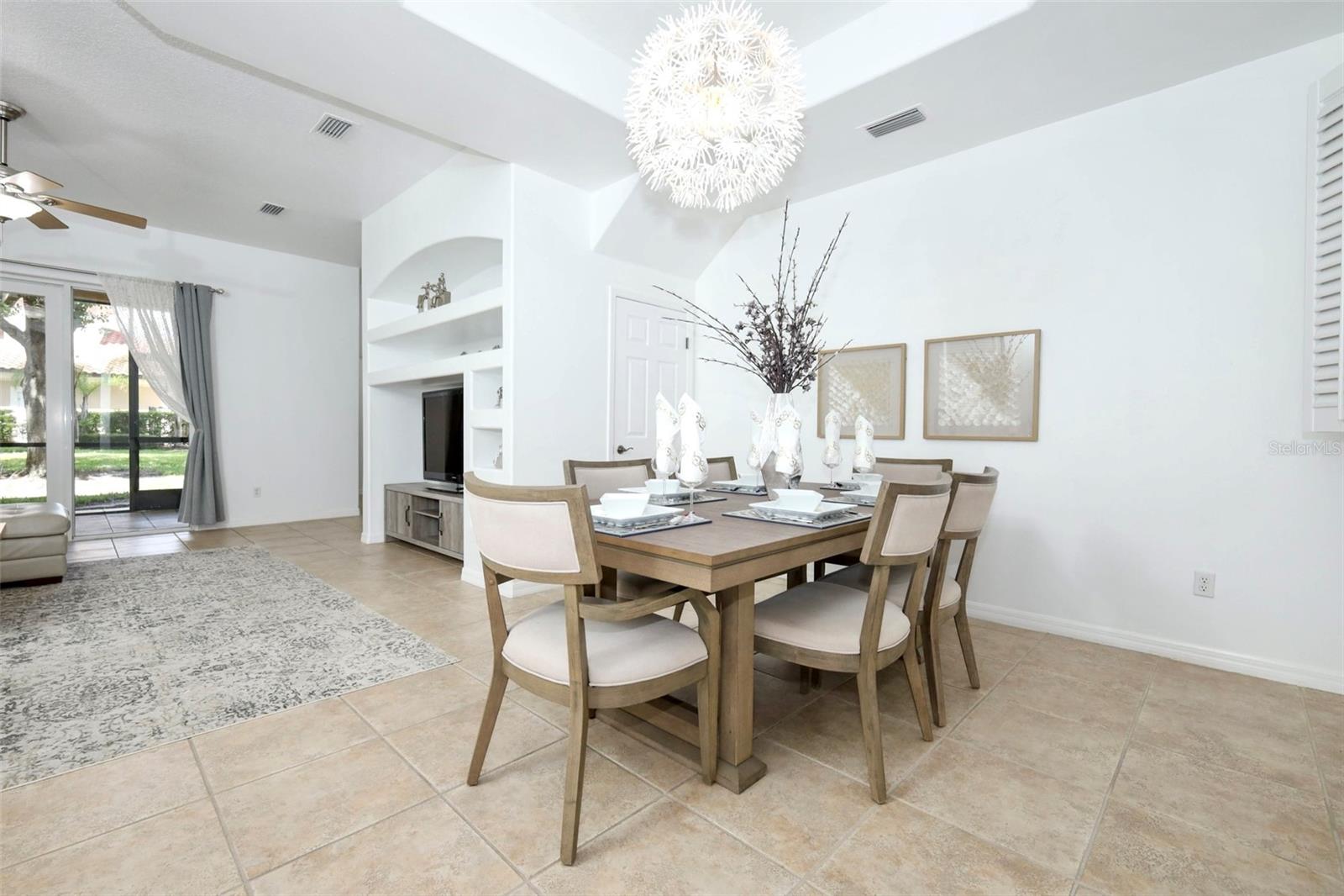 VIZCAYA HEIGHTS CONDO OR 6575 1315 - Residential