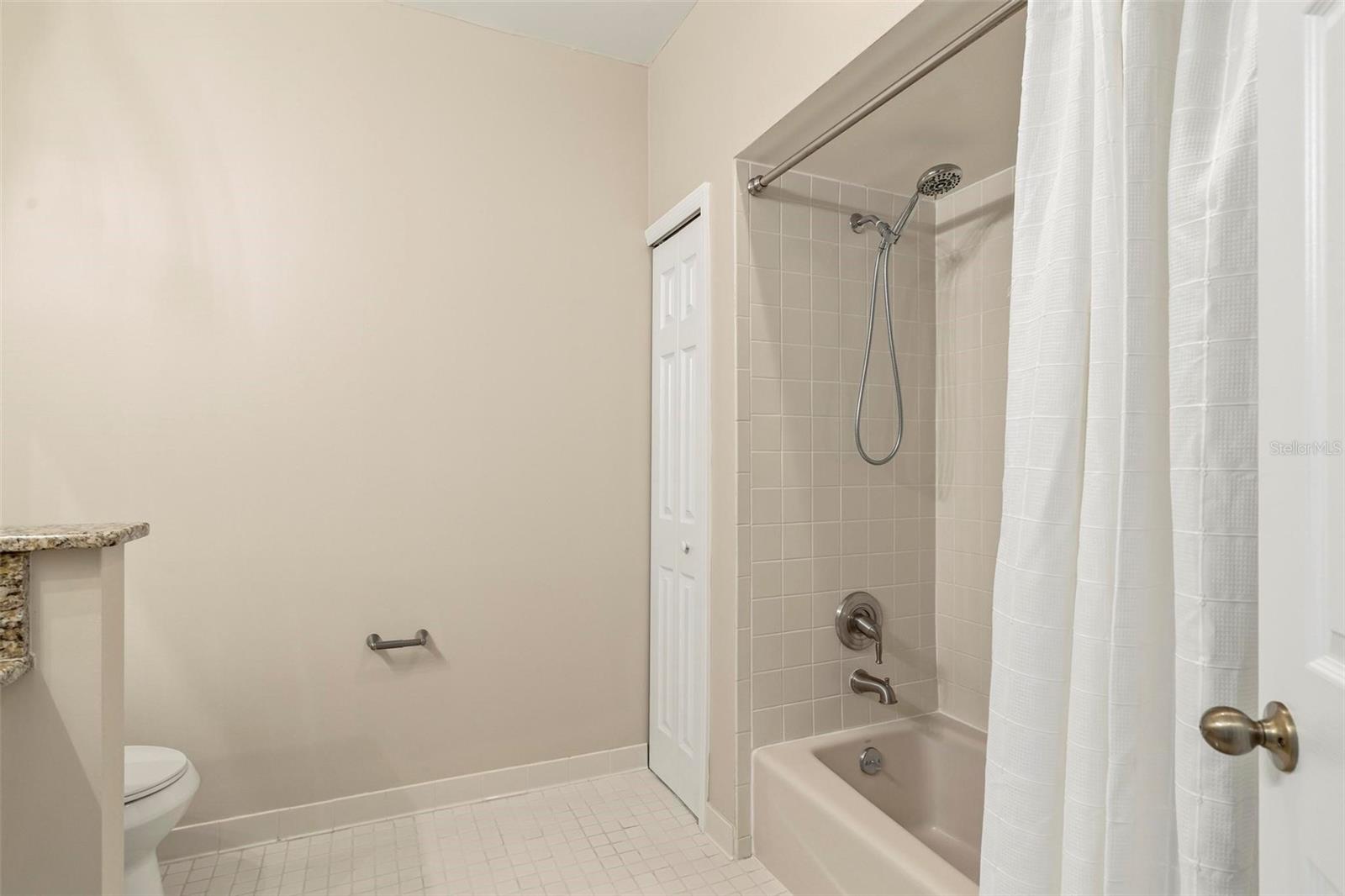 MARINA COVE - Residential