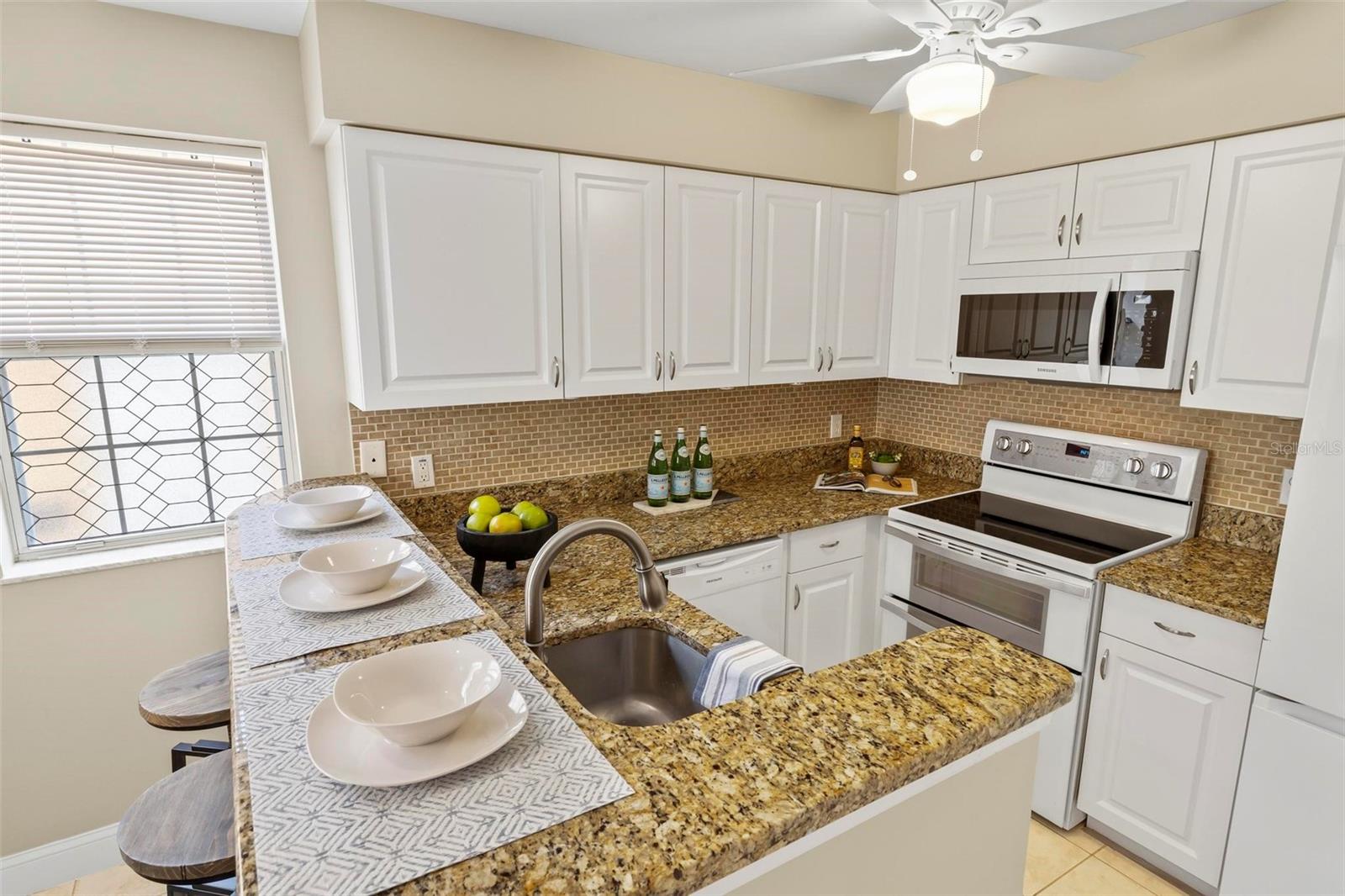 MARINA COVE - Residential