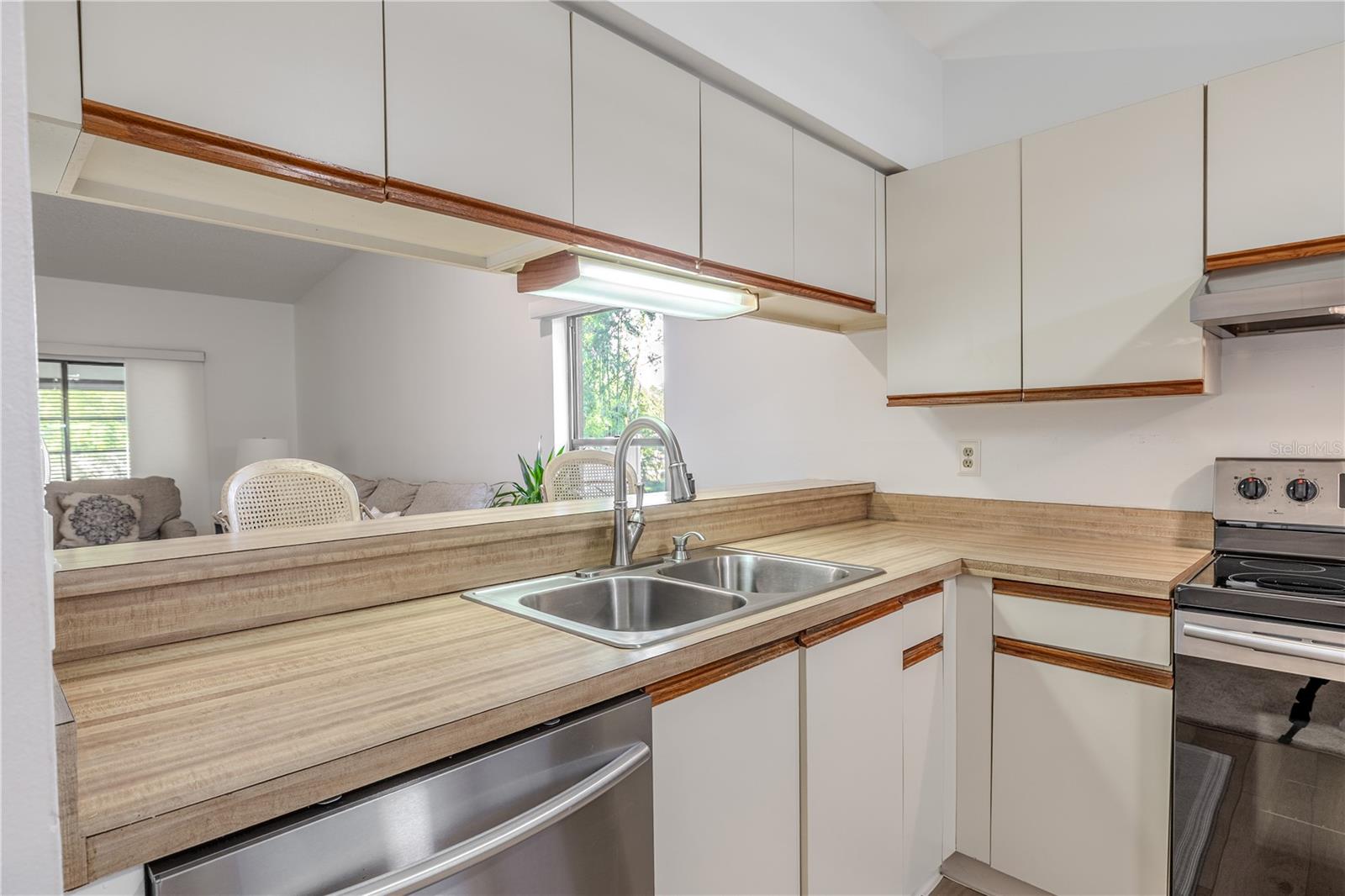 SAN CHRISTOPHER VILLAS - Residential