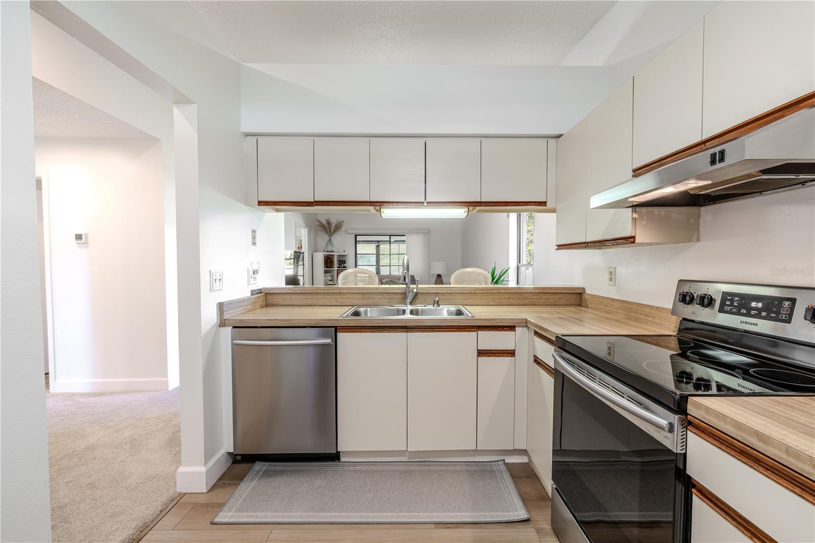 SAN CHRISTOPHER VILLAS - Residential