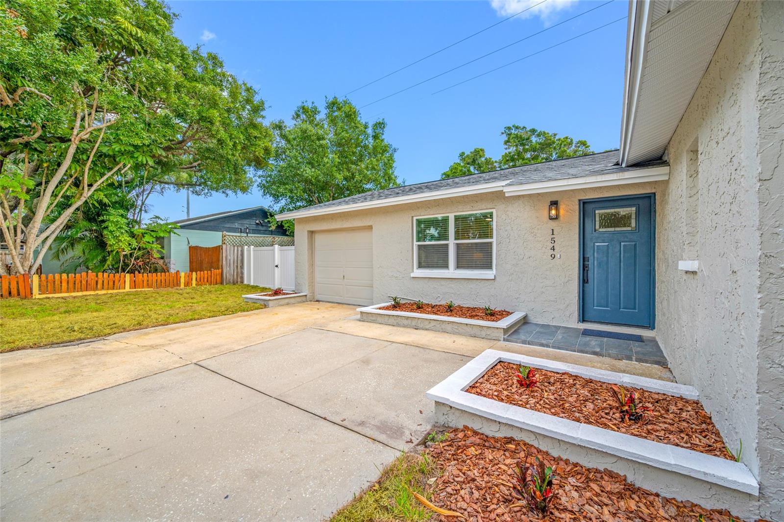 WALDEN WOODS - Residential