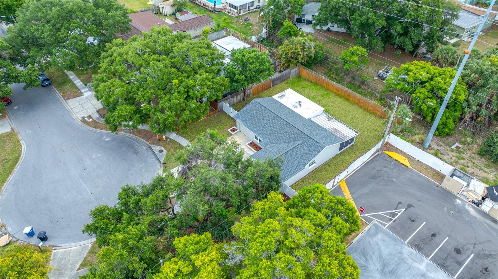 WALDEN WOODS - Residential
