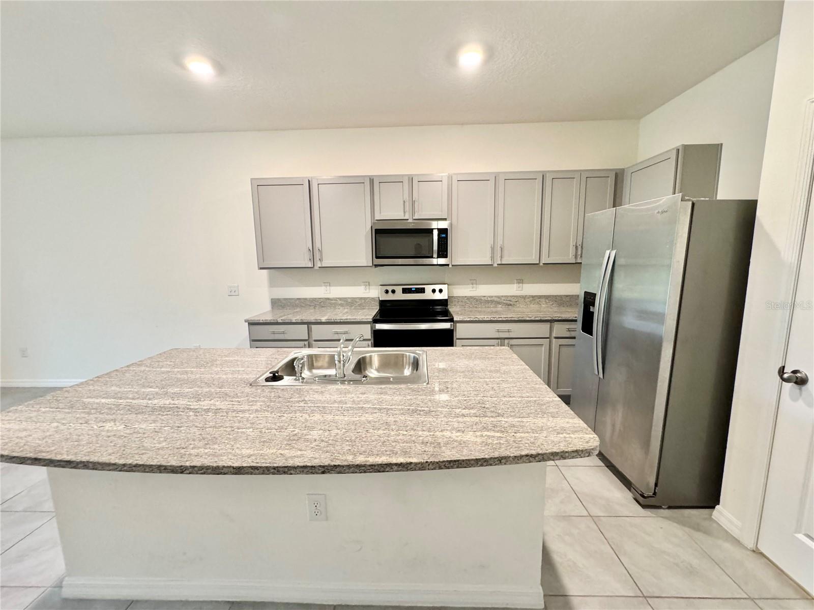 UNION PARK PH 7B PB 82 PG 138 BLOCK 9 LOT 11 - Residential Lease