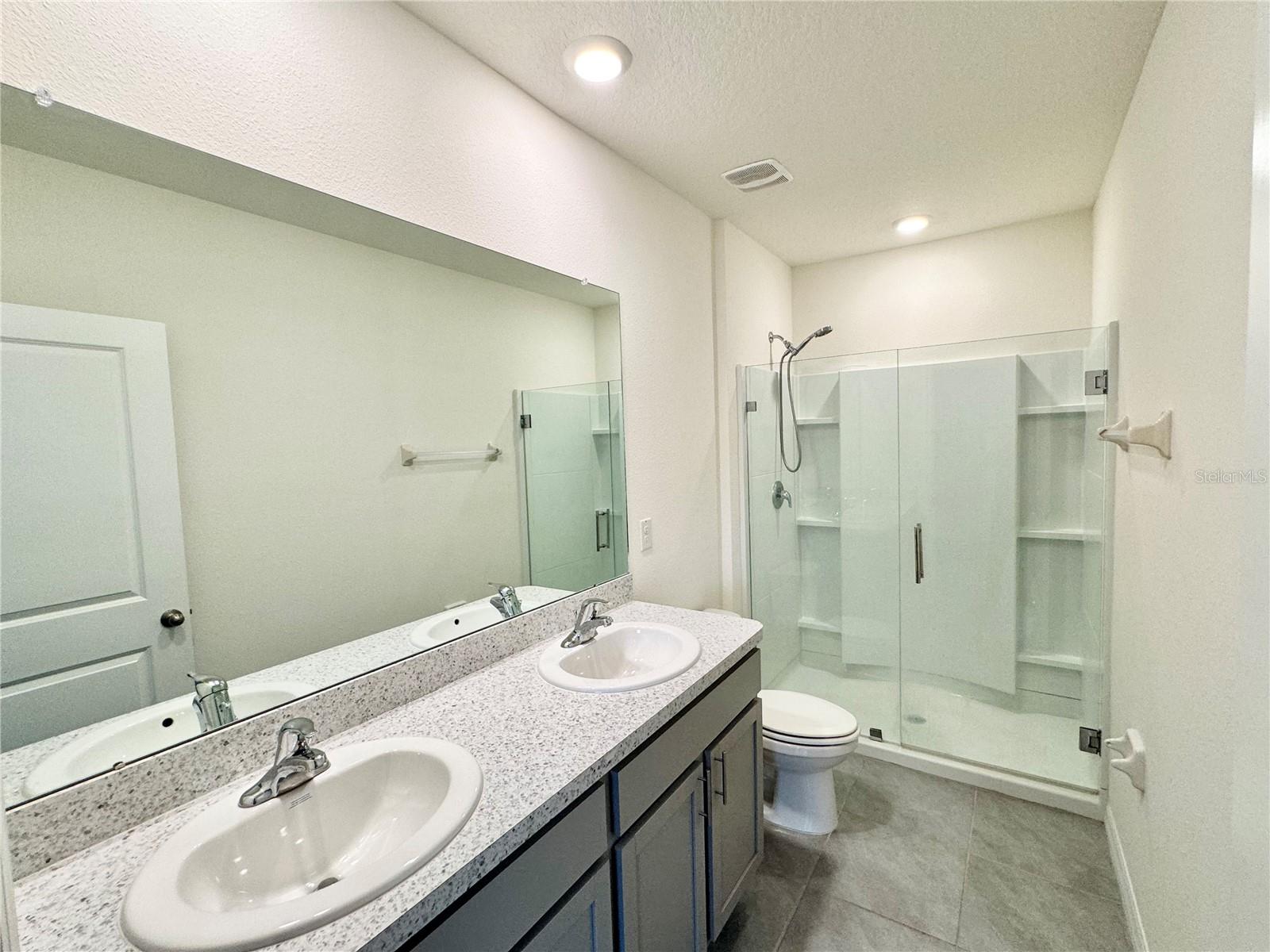 UNION PARK PH 7B PB 82 PG 138 BLOCK 9 LOT 11 - Residential Lease