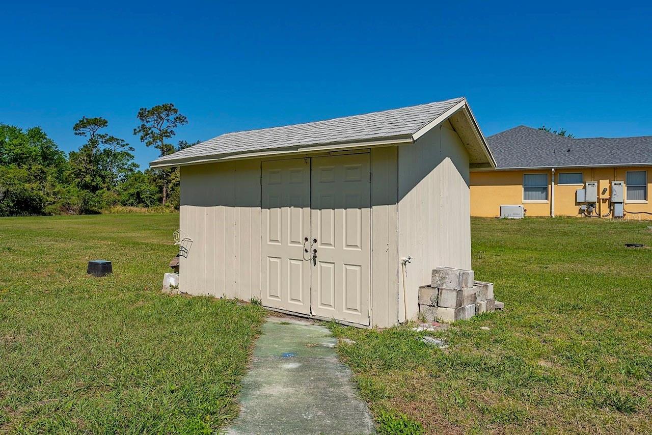 ALAMO ESTATES UNIT TWO - Residential Lease